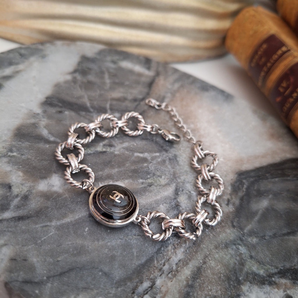 Bracciale Jona - Creazione artigianale Relux con bottone vintage upcycled