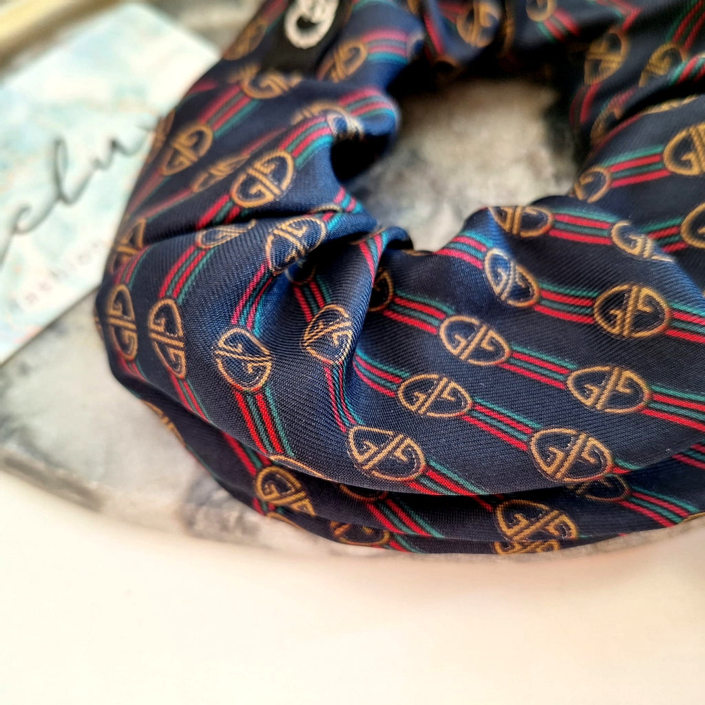 Scrunchie Nia - Creazione artigianale Relux in stoffa vintage upcycled