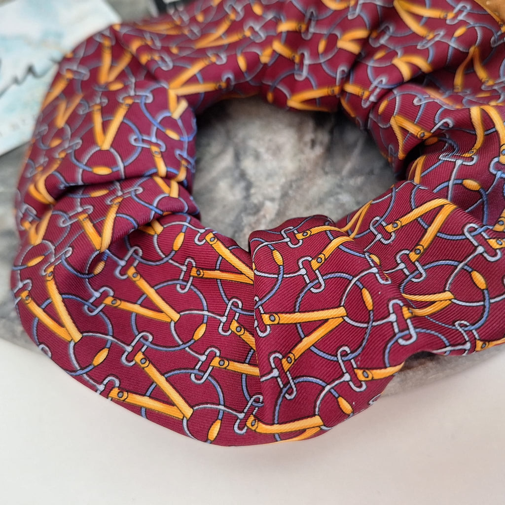 Zoe Scrunchie - Relux handcrafted creation in upcycled vintage fabric
