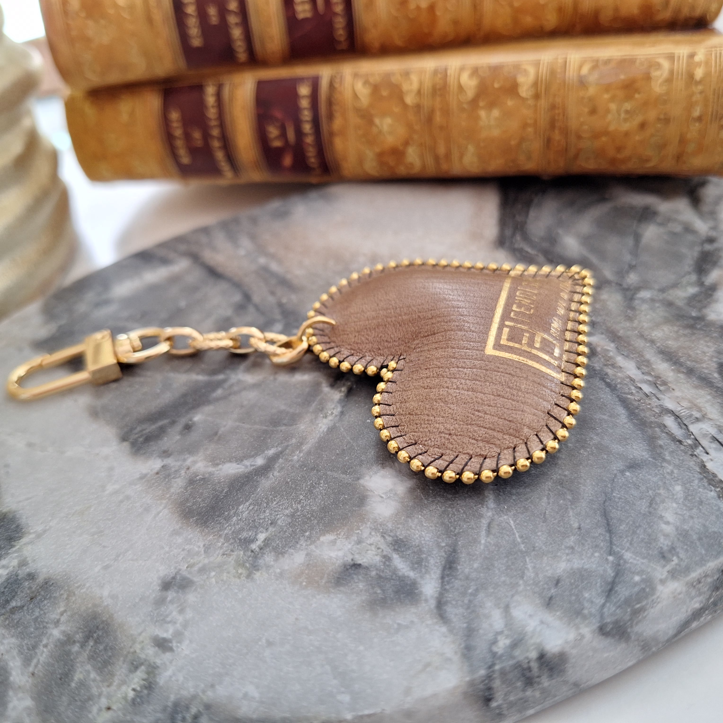 Portachiavi cuore Rox - Creazione artigianale Relux in pelle vintage upcycled