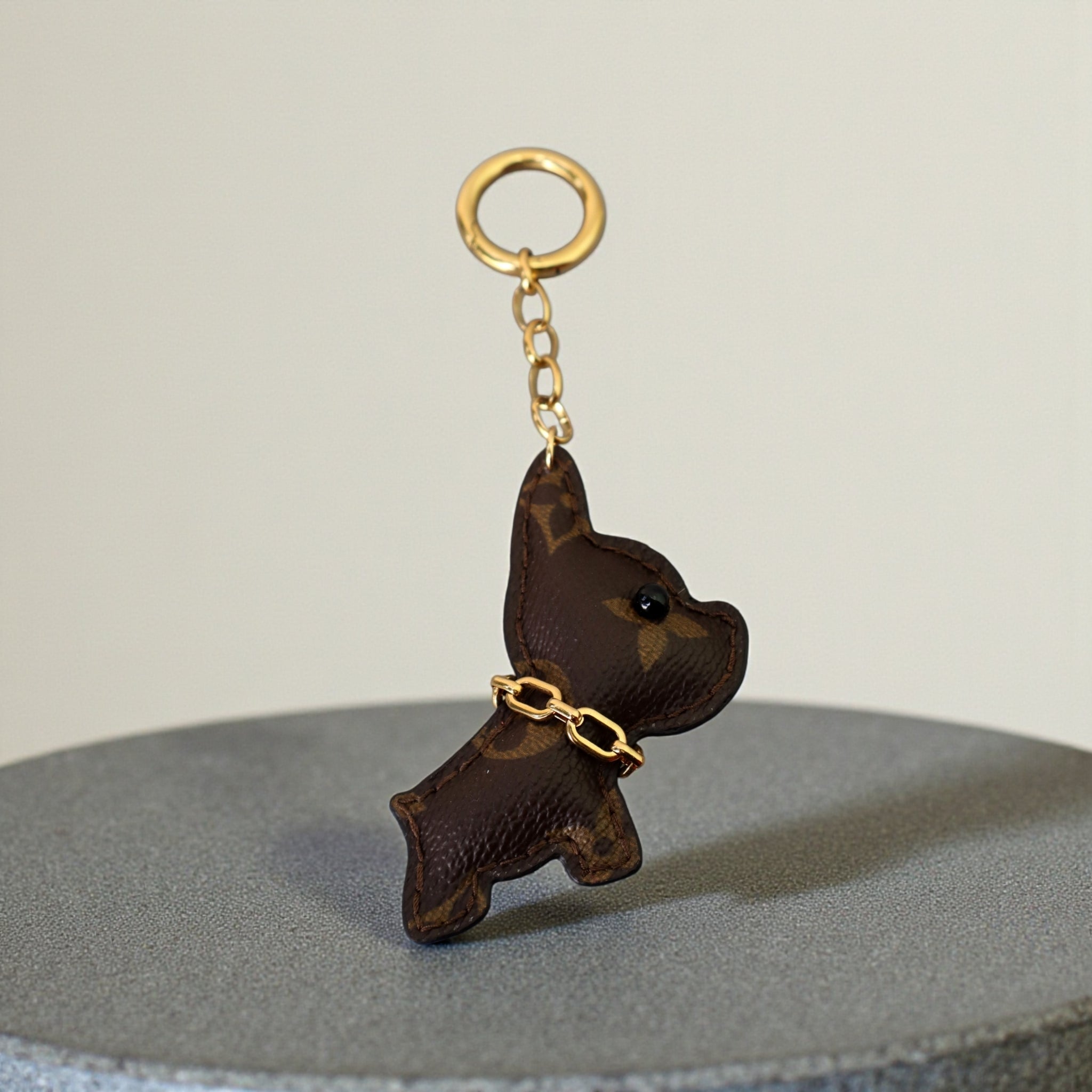 Charm "Bouledogue" – Vintage Upcycled