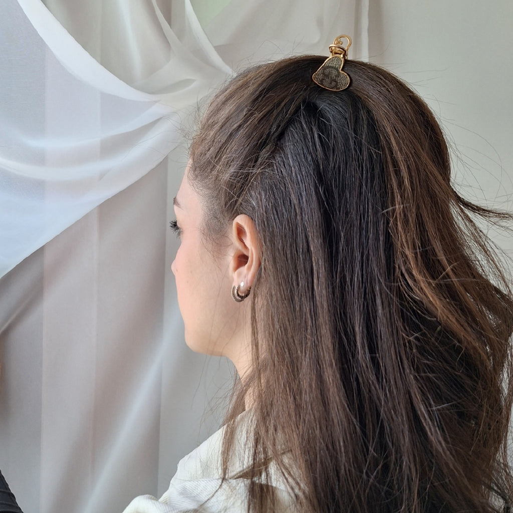 Lou hair accessory - Relux handcrafted creation in upcycled vintage leather