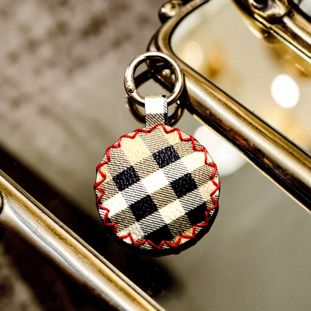 Portachiavi "Berry" Upcycled Monogram