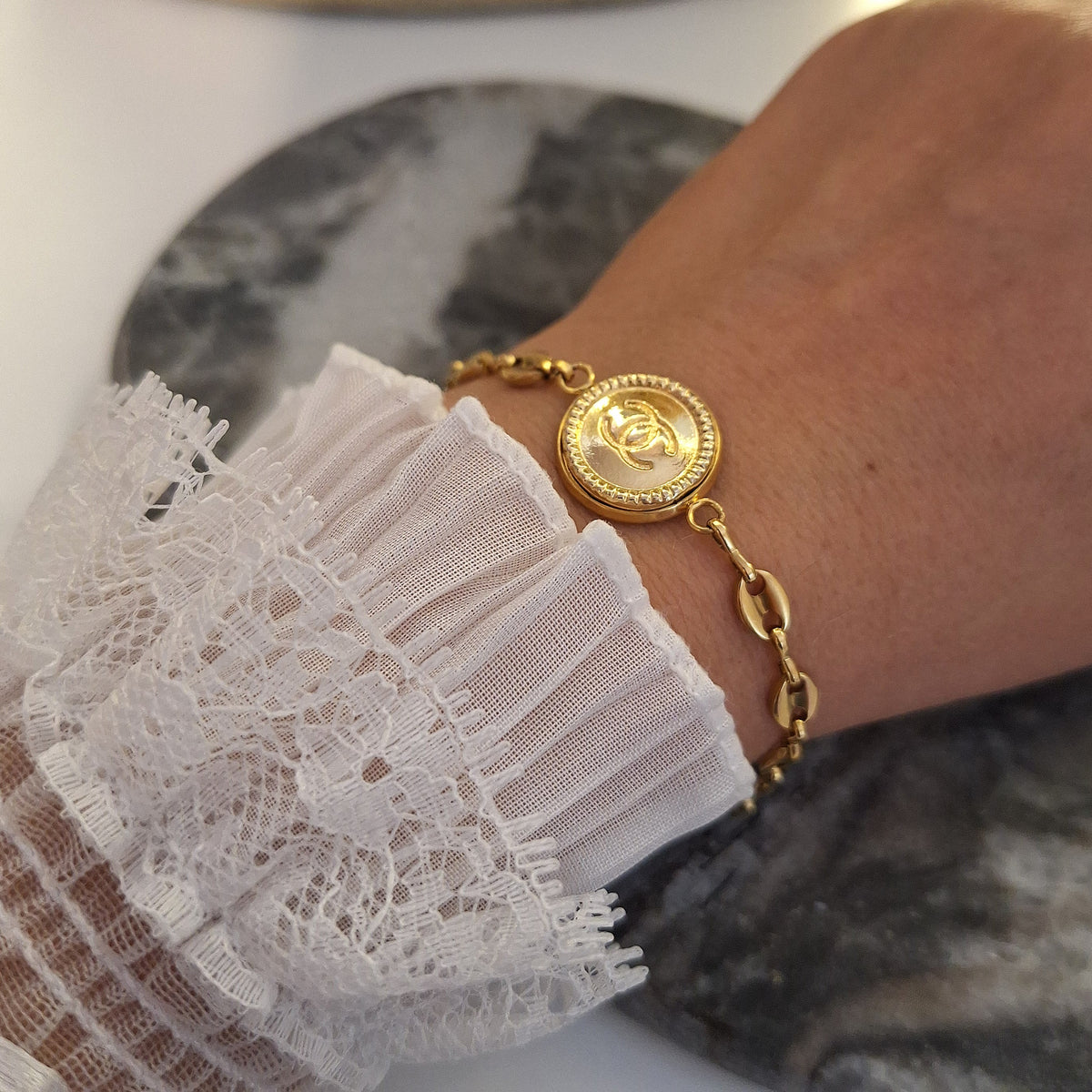 Bracciale Megan - Creazione artigianale Relux con bottone vintage upcycled