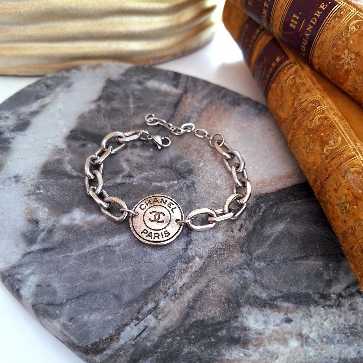 Bracciale Nika - Creazione artigianale Relux con bottone vintage upcycled