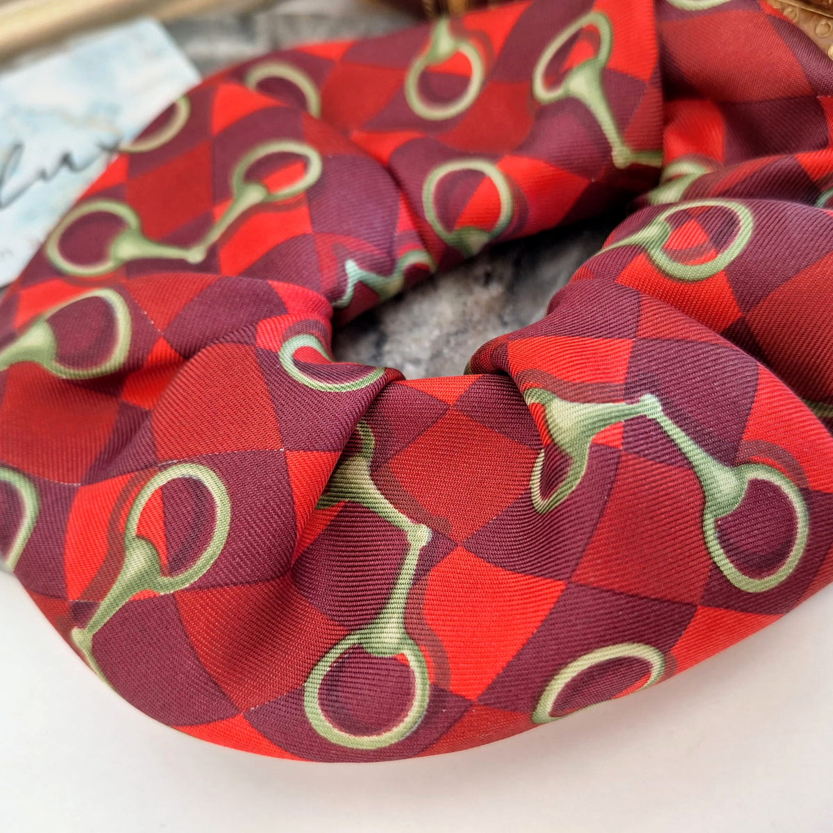 Scrunchie Lora - Creazione artigianale Relux in stoffa vintage upcycled