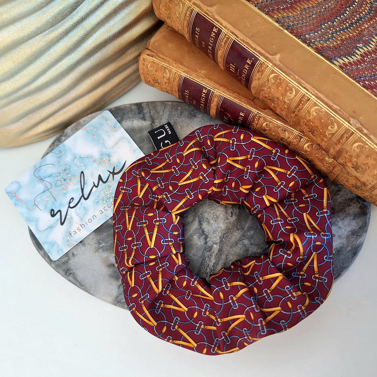 Scrunchie Zoe - Creazione artigianale Relux in stoffa vintage upcycled