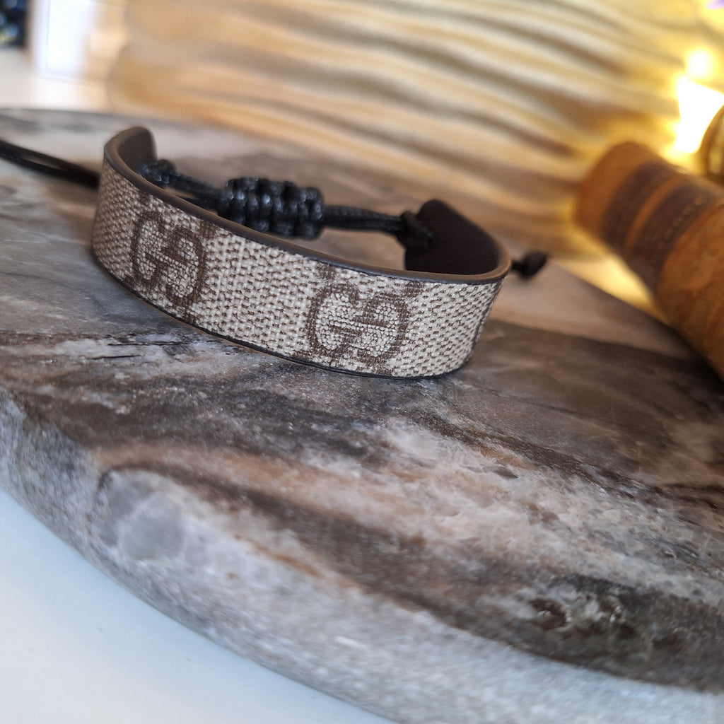 Mel Bracelet - Relux handcrafted item in upcycled vintage leather (canvas)