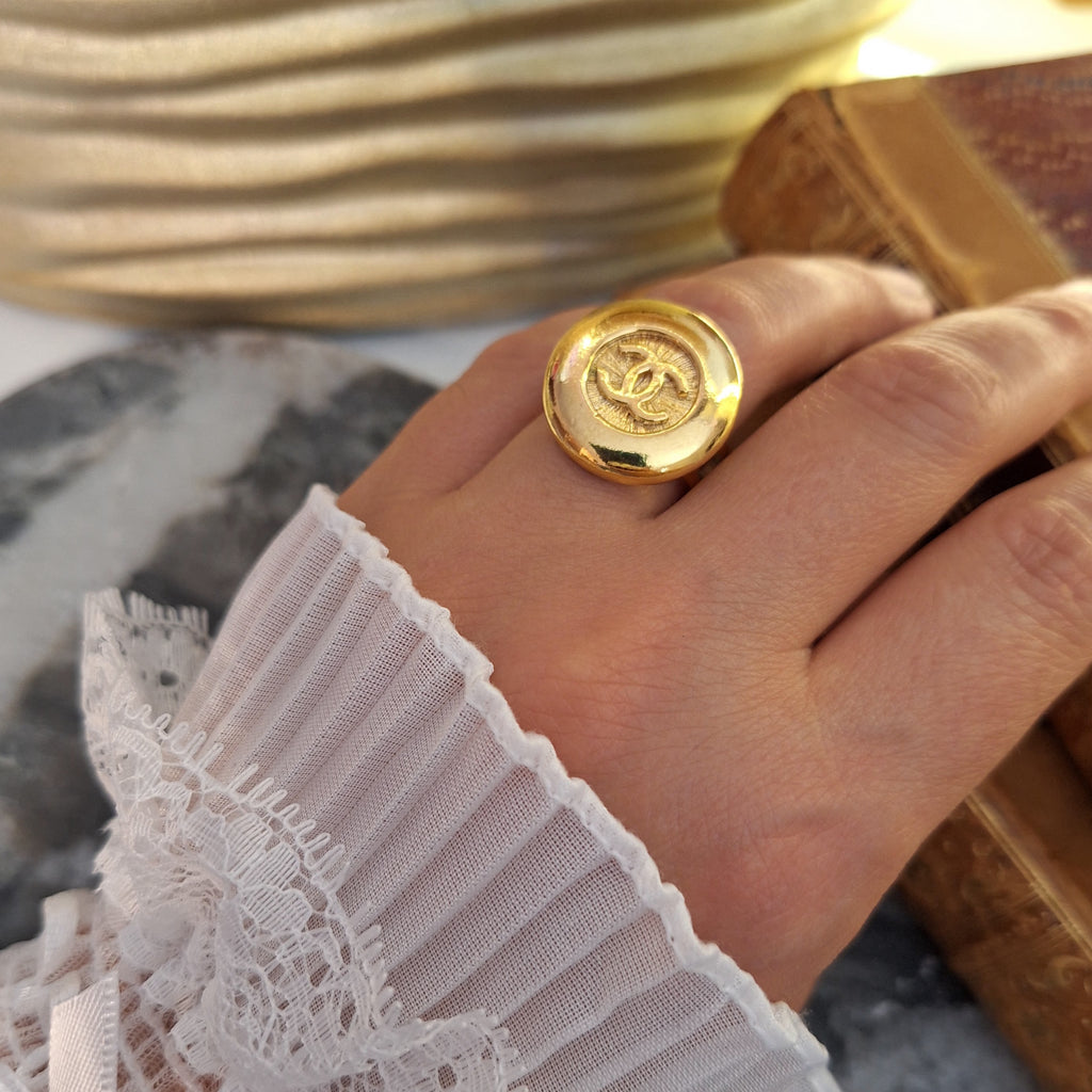 Anello Osma - Creazione artigianale Relux con bottone upcycled