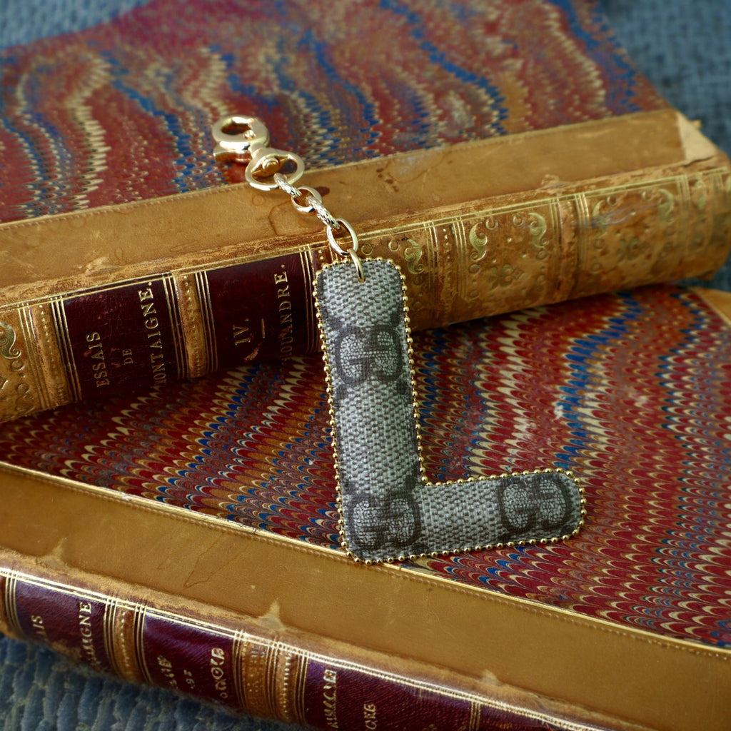 Lettera Iniziale Personalizzata Monogram Upcycled