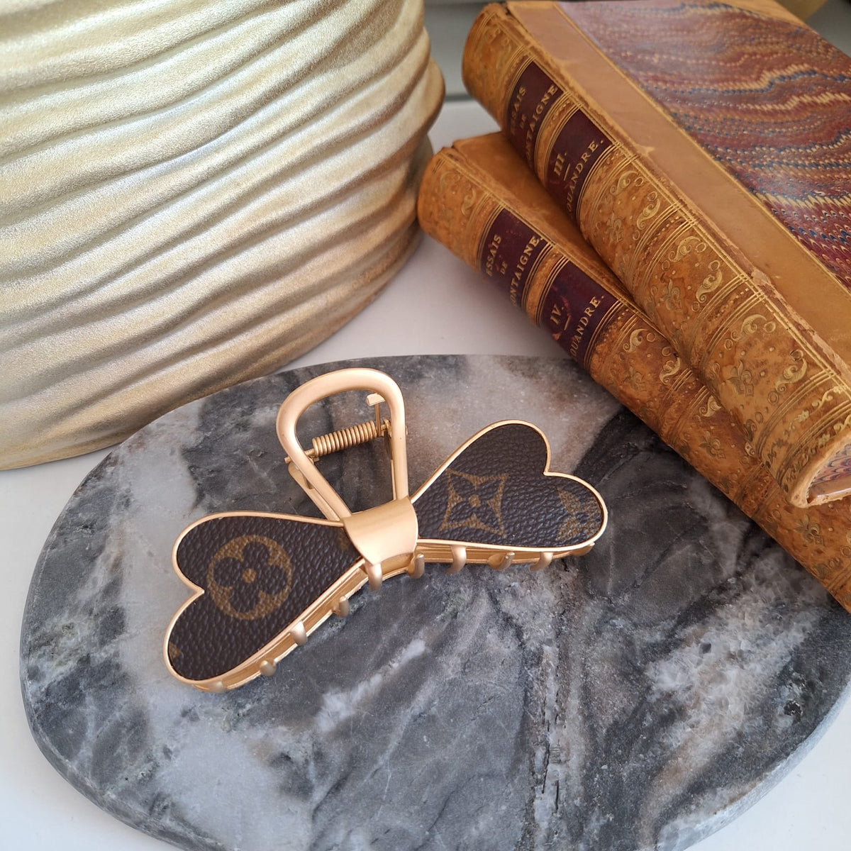 Accessorio per capelli Inka - Creazione artigianale Relux in pelle vintage upcycled
