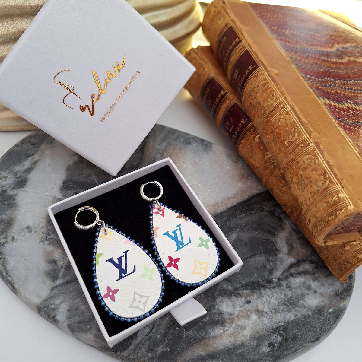 Susan earrings - Relux handcrafted creation in upcycled vintage leather (canvas)