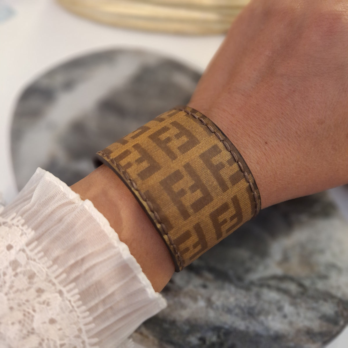 Bracciale Peg - creazione artigianale Relux in pelle vintage upcycled
