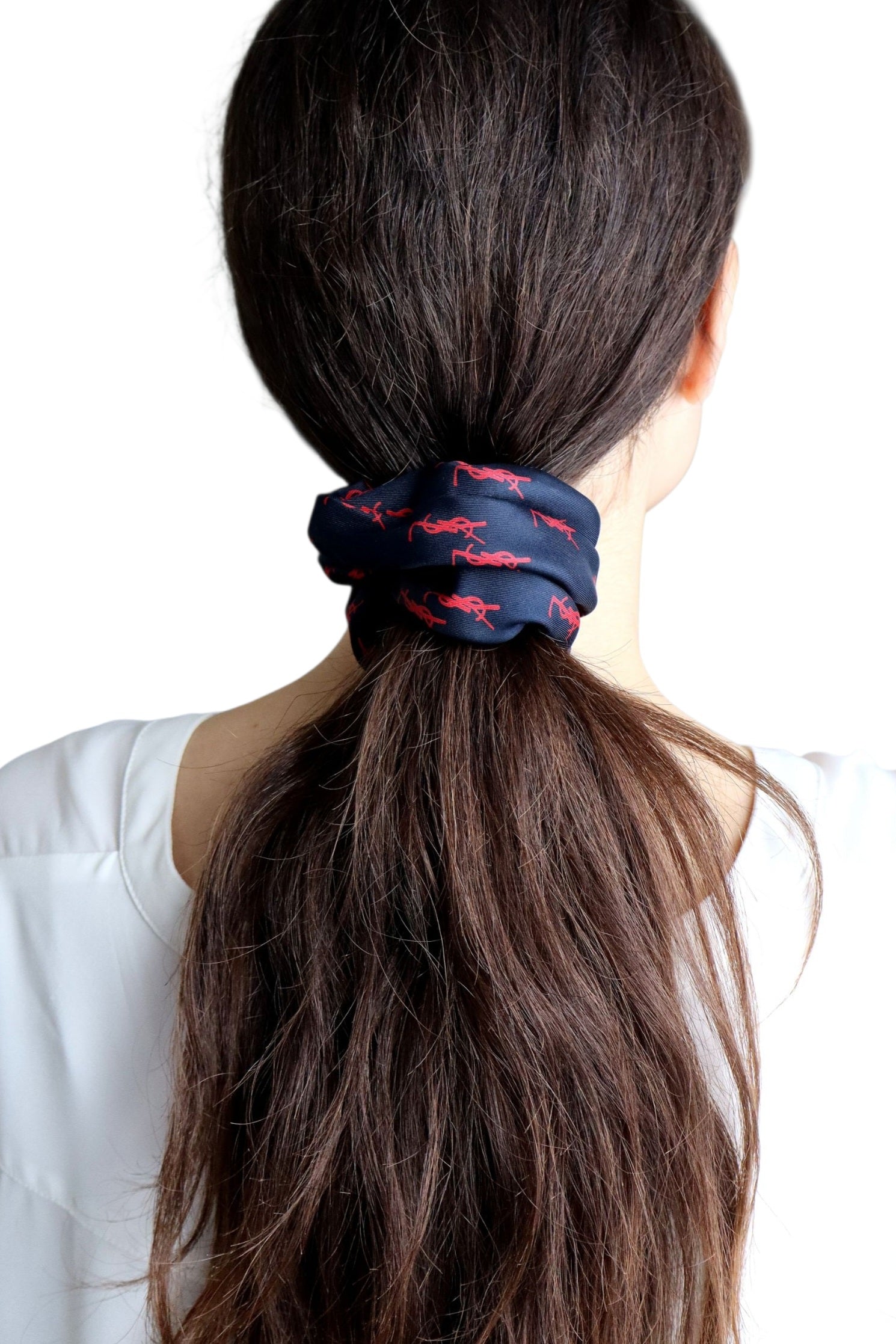 Scrunchie "Victoria" Upcycled