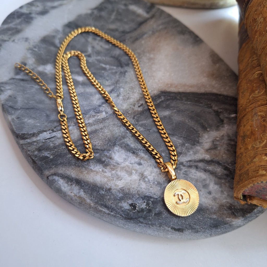 Collana Cali - Creazione artigianale Relux con bottone vintage upcycled