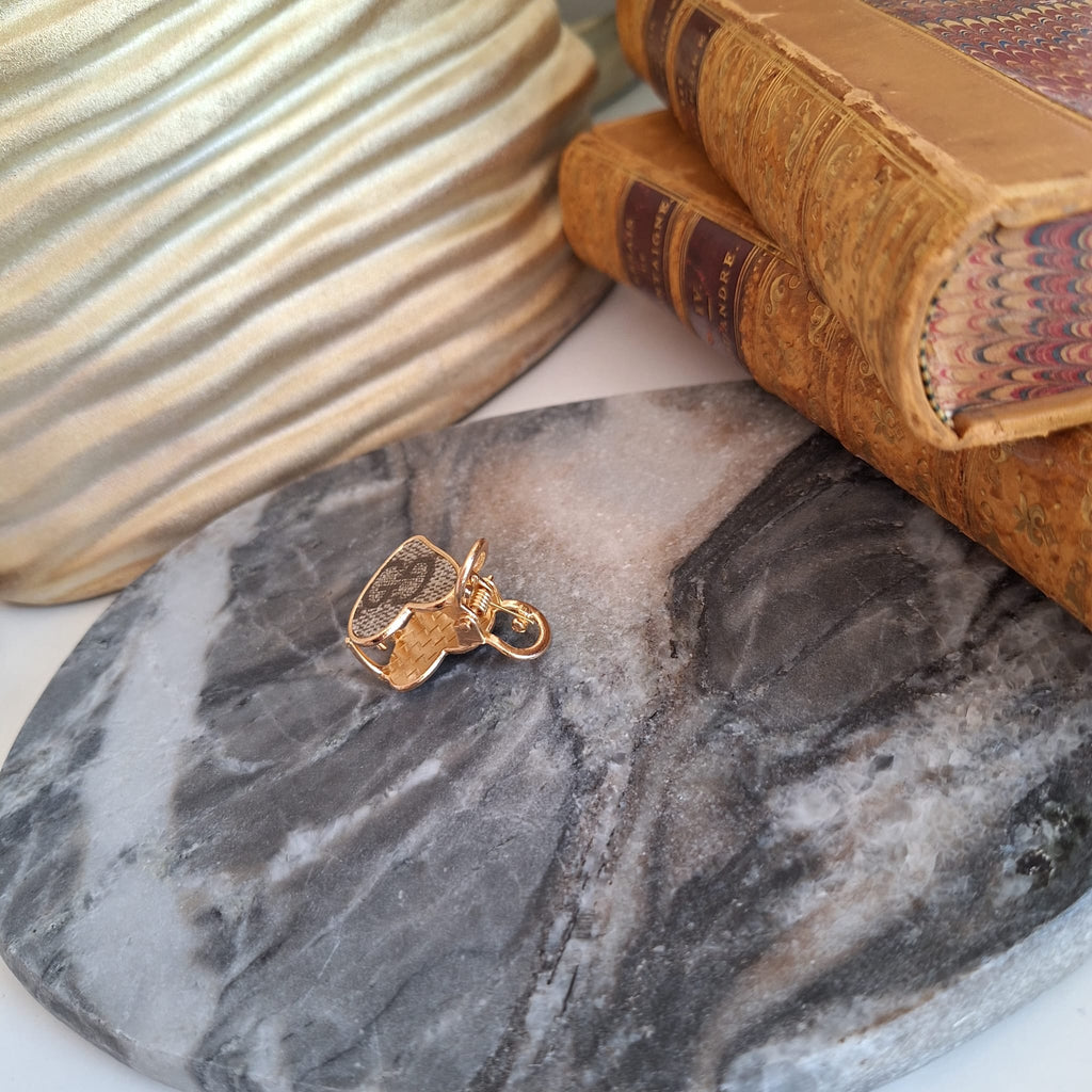 Lou hair accessory - Relux handcrafted creation in upcycled vintage leather
