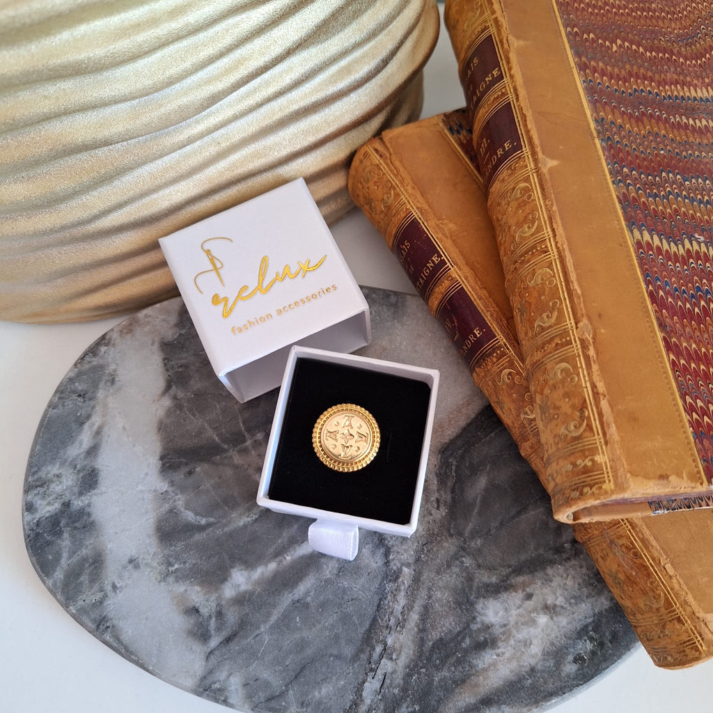 Anello Hazel - Creazione artigianale Relux con bottone upcycled
