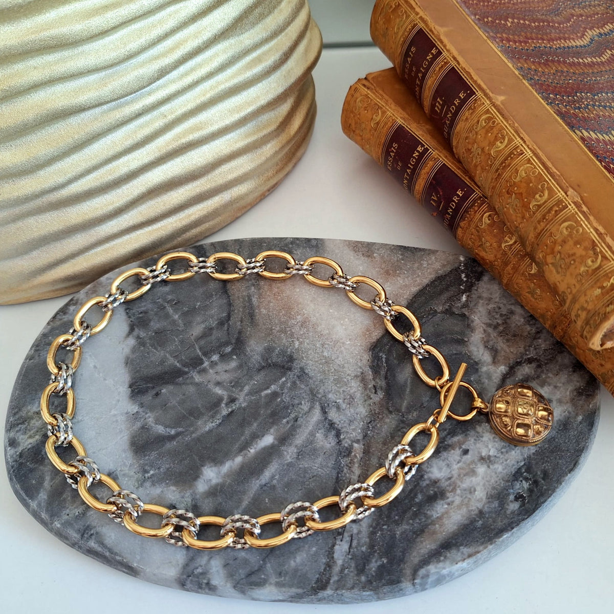 Collana Chloe - Creazione artigianale Relux con bottone vintage upcycled