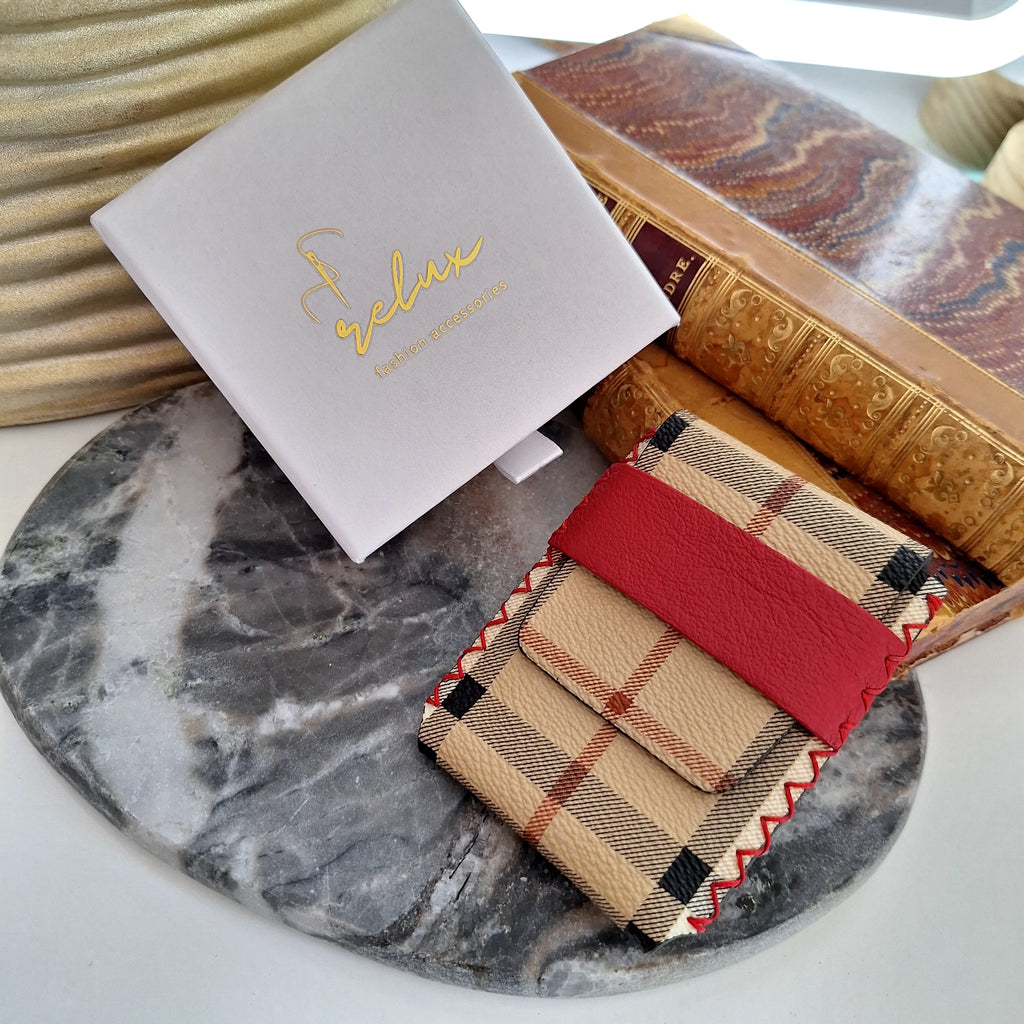 Porta Carte Gyla - Creazione artigianale Relux in pelle vintage upcycled