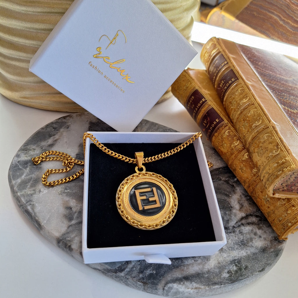 Collana Jill - Creazione artigianale Relux con bottone vintage upcycled