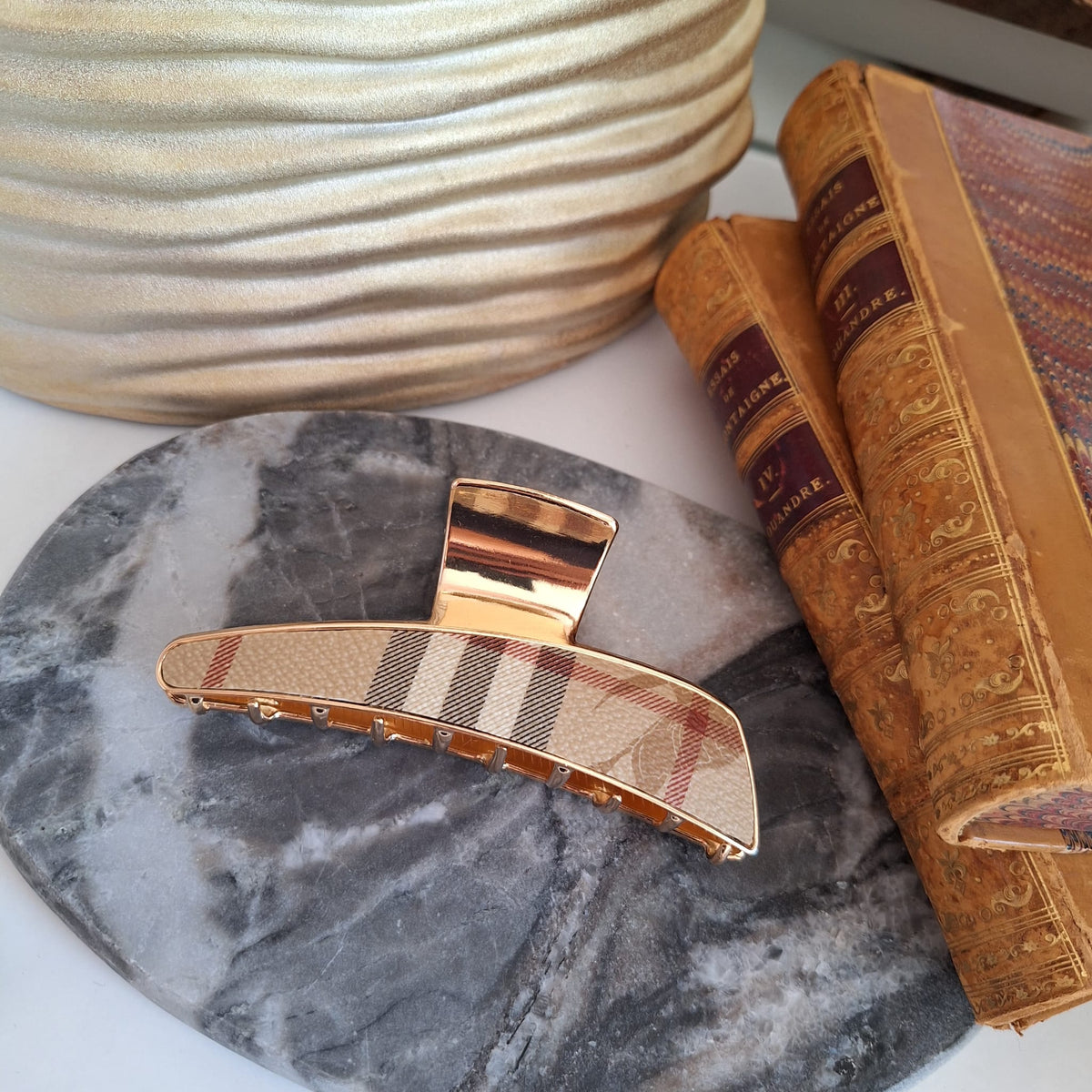 Accessorio per capelli Rona - Creazione artigianale Relux in pelle vintage upcycled