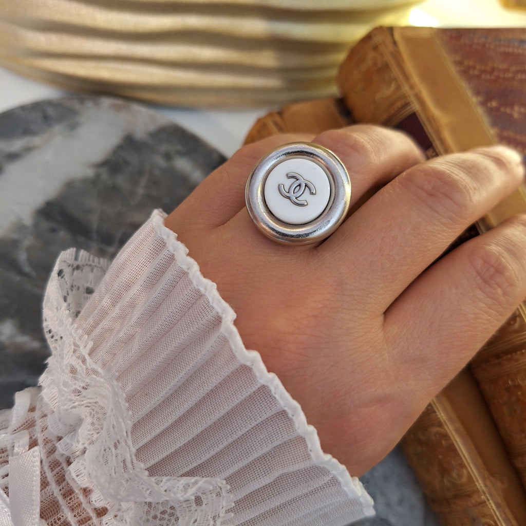 Anello Faye -Creazione artigianale Relux con bottone upcycled