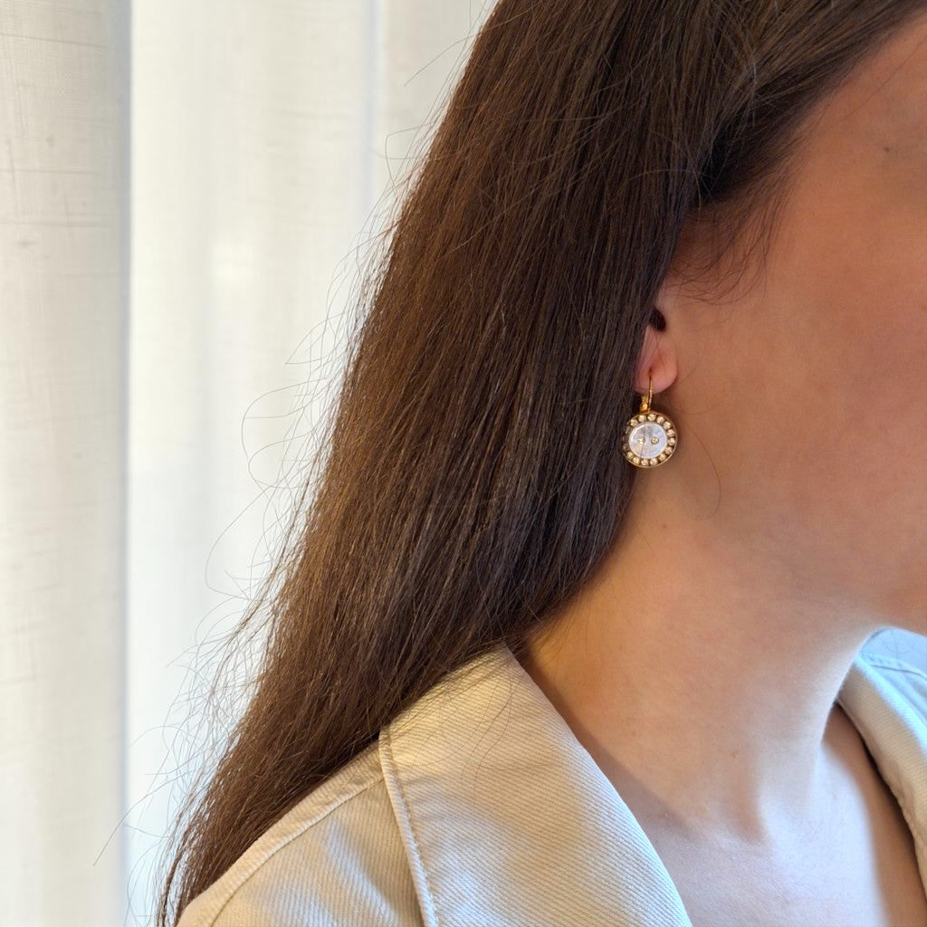 Rola Earrings - Relux artisanal creation with upcycled vintage buttons